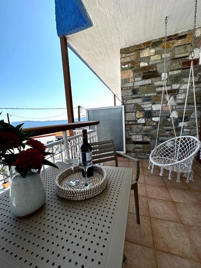 La Scala Family Apartments Nea Roda Exterior photo