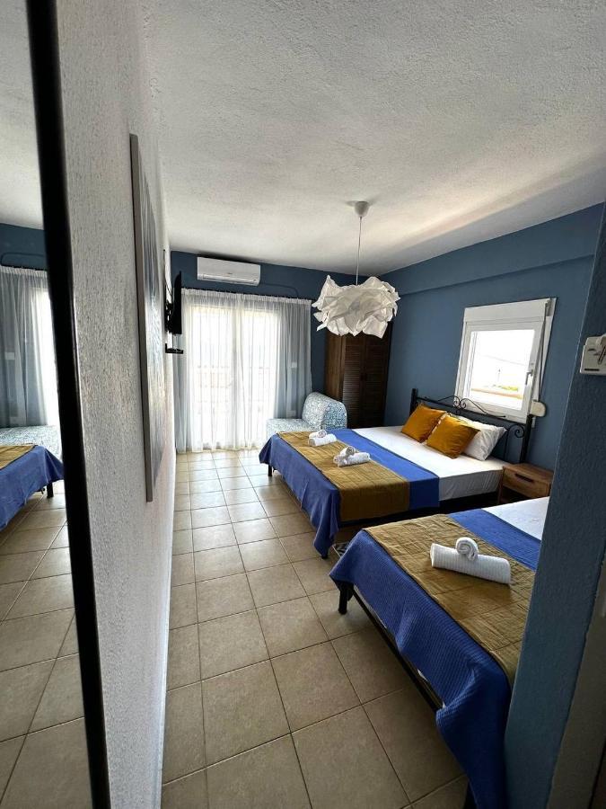 La Scala Family Apartments Nea Roda Exterior photo